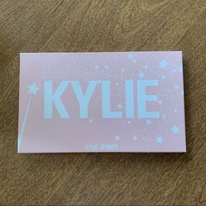 BRAND NEW Kylie Cosmetics Magnetic Palette